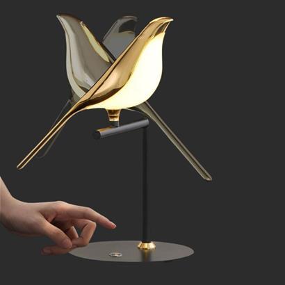 Saksağan Kuş Modeli Tekli Dokunmatik Aydınlatma Masa Üstü Gece Lambası Göz Korumalı Abajur